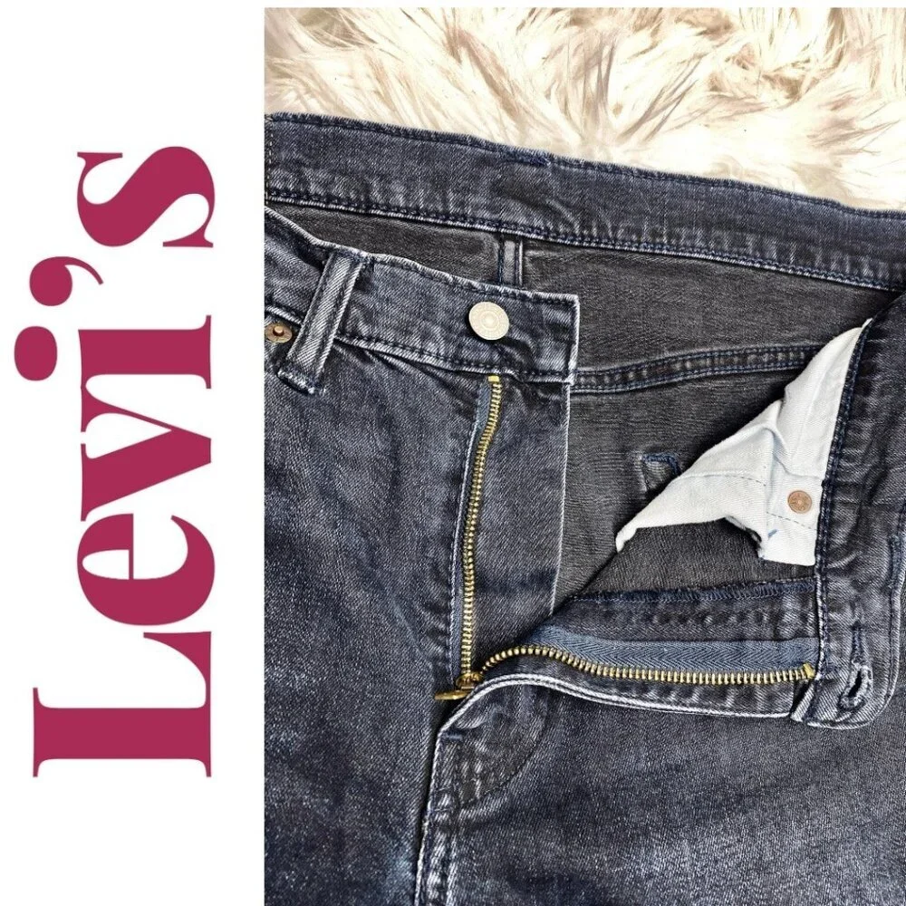 LEVI’S 502 MEN’S TAPER FIT Dark Blue Indigo‎ Wash Jeans, Size 34x30